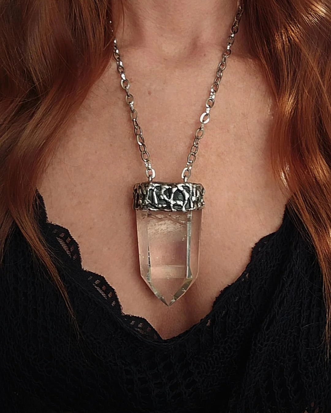 Med. Crystal Pendant