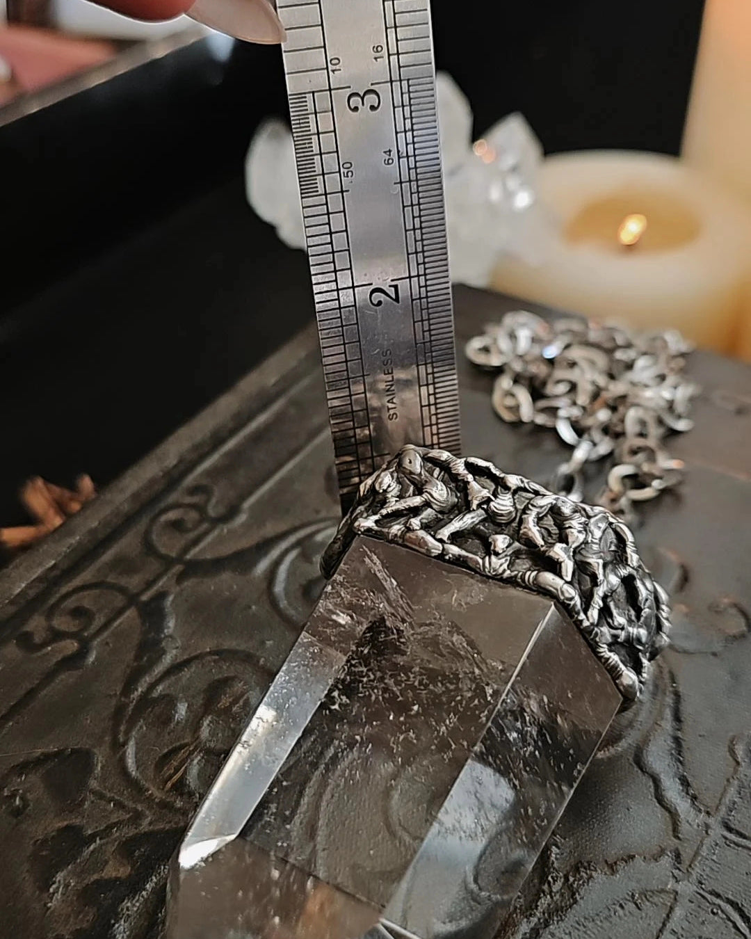 Med. Crystal Pendant