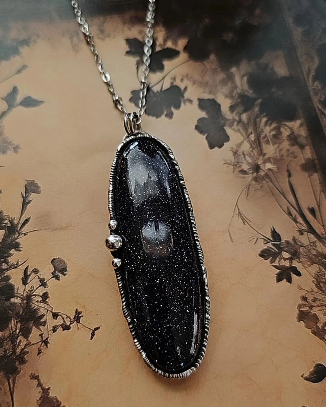 Stary Night-Flyer Pendant