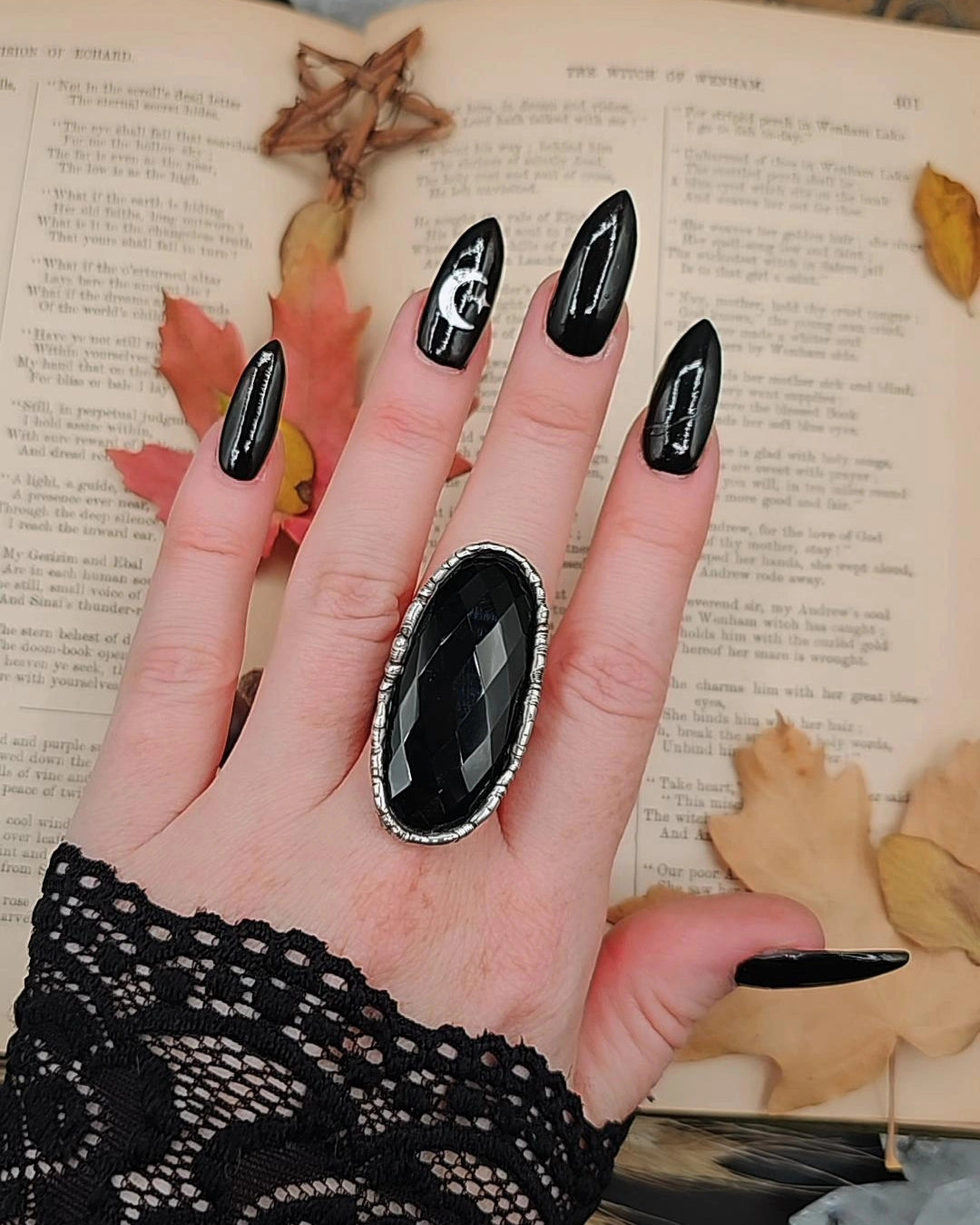 Onyx Ring, 7-9