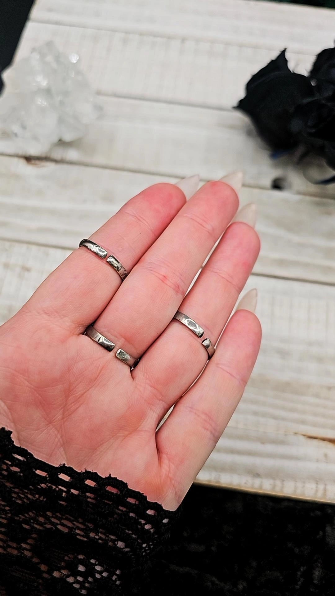 Palmroot Coffin Rings