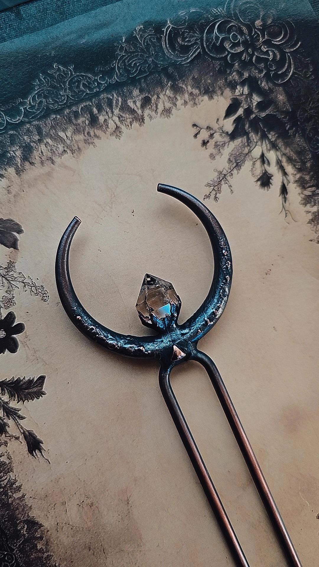 Crystal Moon Hair-pick