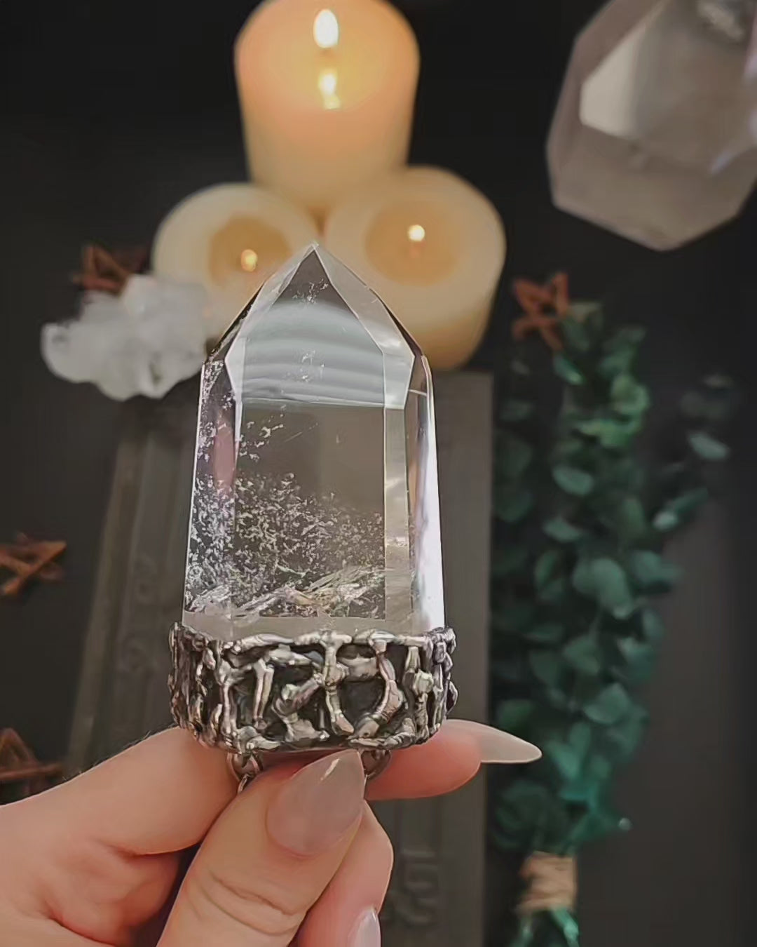 Med. Crystal Pendant