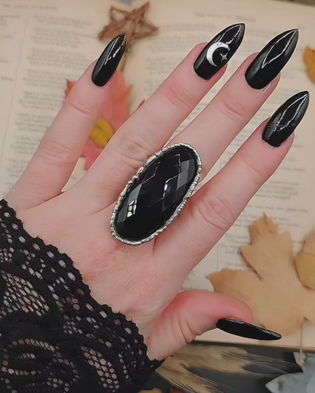 Onyx Ring, 7-9