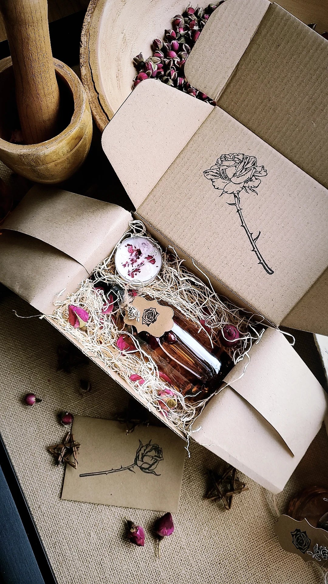 Roses Thorn Botanical Rejuvenation Serum